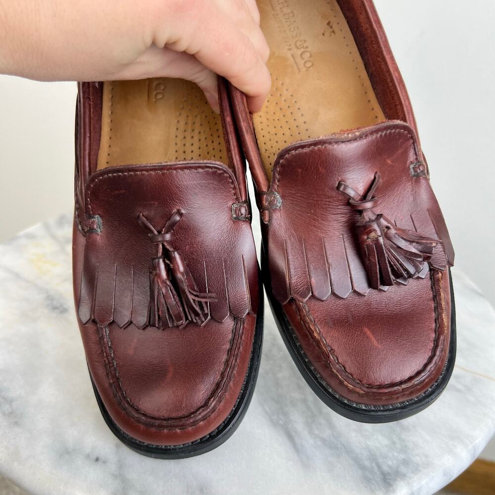 Vintage G.H. Bass & Co. Women's Brown Genuine Leather Tassel Loafers (Sz 8) - Picture 10 of 11